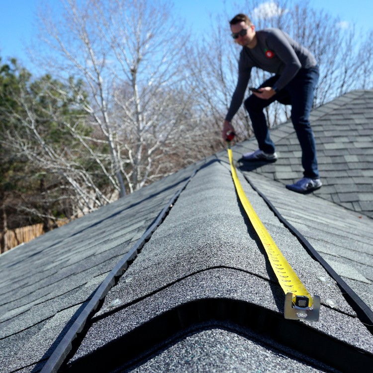 Roofing in Hazel Park, MI