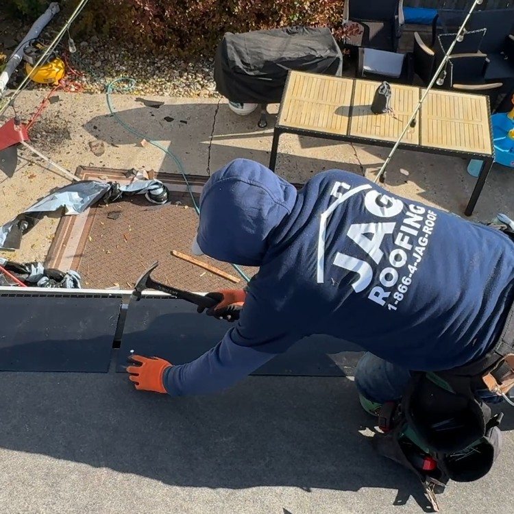 Roofing in Hazel Park, MI