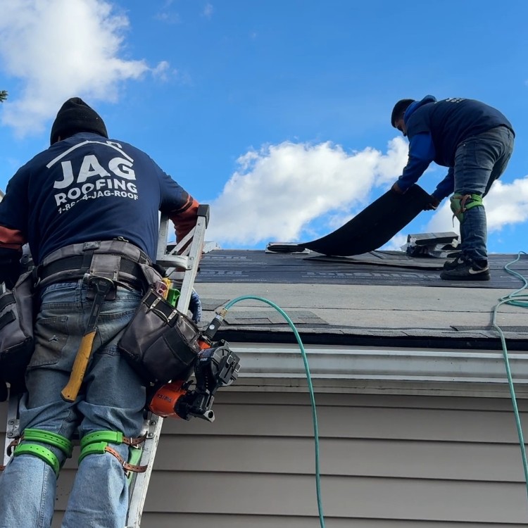 Roofing in Hazel Park, MI