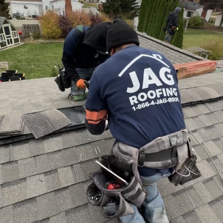Roofing in Hazel Park, MI