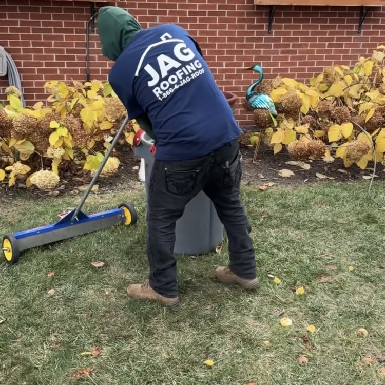 Roofing in Hazel Park, MI